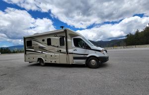 2014 coachmen prism, sleeps 4