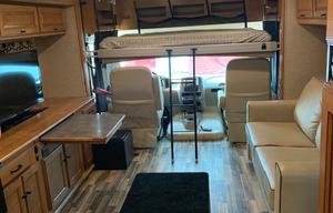 2017 Winnebago Vista LX 30T