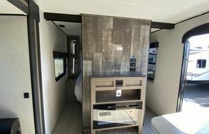 2021 Keystone Hideout LHS 318BR