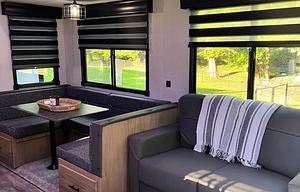 ❃ Glamping Oasis