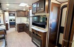 2021 Dutchmen RV Atlas 2732RB