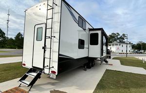 We Deliver! 2023 Montana 381TB 2 bed/2ba w Loft