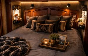Sleeps 4 | Off-Grid Ready | Arctic Fox for Couples