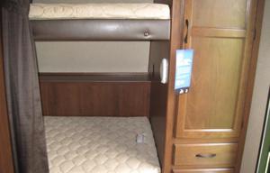 2015 Jay Feather Ultra Lite X213 RV rental photo 6