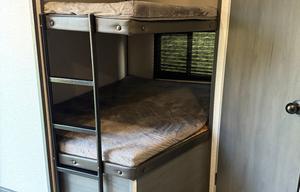 Unplug, unwind. Furnished 3bd, 2bath + bunks