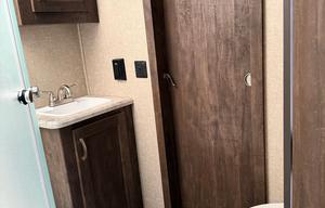 Luxury rear living. Starlink. Family friendly