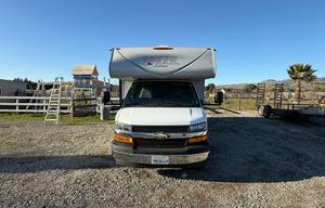 Sleep 6 - Luxury Family Fun RV Coachmen