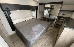 Arctic Wolf bunk room
