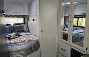 2024 Thor Motor Coach Geneva 22VT RV rental photo 8