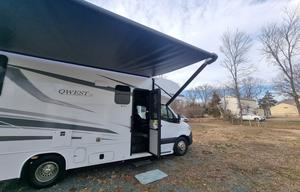 New 2025 Qwest on Mercedes Benz, 25 feet