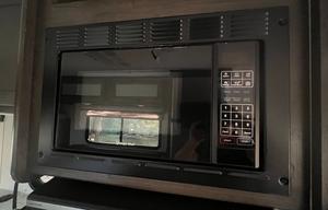 24' Versatile Voyager, Pet-Friendly, Equipped!