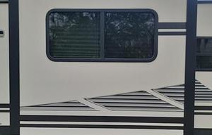 "Couples Caravan" Minnie Winnie 2500RL