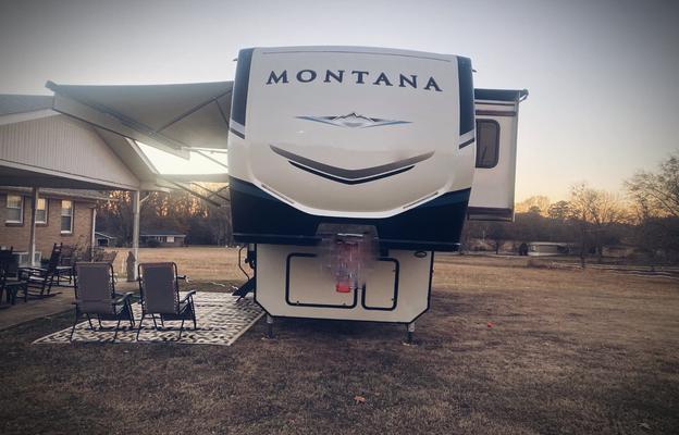 Luxury Camping w/ All the Extras