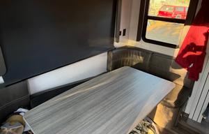 2021 Keystone RV Cougar Half-Ton 24RDS
