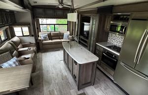 2018 Keystone RV Montana 3811MS RV rental photo 4