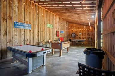 Forest Ridge Cabins and Campgrounds