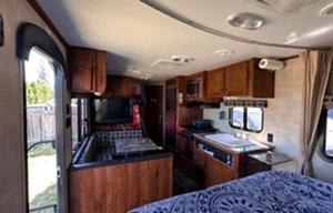 2015 Keystone Hideout 24BH