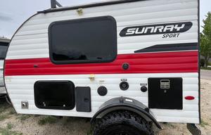 Cozy Offroad Camper with Tempur-Pedic Bed