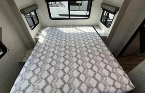 2024 Coachmen RV Apex Ultra-Lite 243FKS