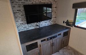 2021 Springdale 301TR RV rental photo 11