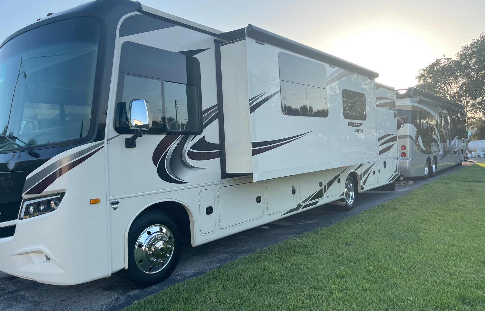 Disney Enchanted Coach 36ft (Stationary only)