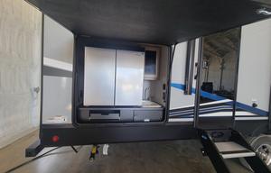 2020 Forest River RV Cherokee Alpha Wolf 29QB-L RV rental photo 9