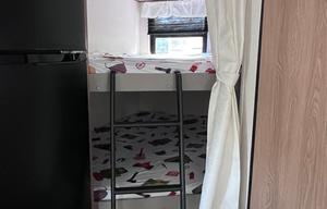 Family Bunkhouse - flexible timeframes/no cleaning