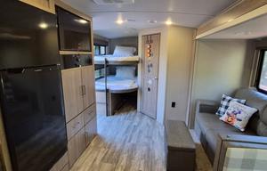 2022 Grand Design Imagine 2800BH Family Friendly