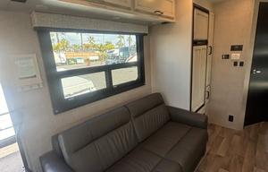 C14 2022 Entegra Coach Odyssey Luxury RV- Sleep10