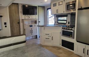 2021 Puma 31' Bunkhouse