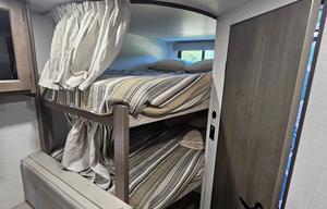 2024 Transcend Xplor 26BHX Luxury Bunkhouse
