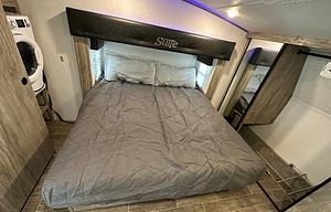 2021 Artic Wolf 3770 Suite-Condo on Wheels