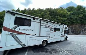 2016 Forest River Sunseeker 3010DS “crazy train”