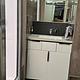 Luxury RV with flexible hosts.