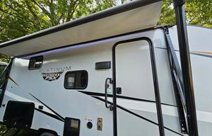 Cute & Clean Camper W/ Sleep Number in Muskegon
