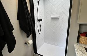 2024 Luxurious, Loaded & Spacious 2 Bdrm Pets Free