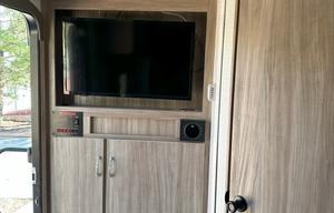 2022 Winnebago Micro Minnie