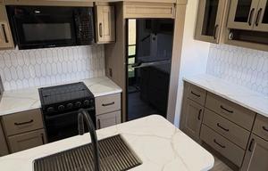 Lakeside Leisure 2026 5th Grand Design Fifth Wheel