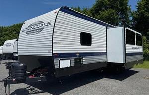 Break - Brand-New Bunkhouse Built for Family