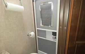 Sonny and Sunshine Kid Friendly Fifth Wheel