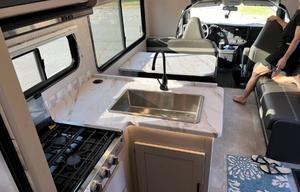 2022 Coachman, sleep 7-8