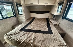 2023 Thor Motor Coach Freedom Elite 28HE