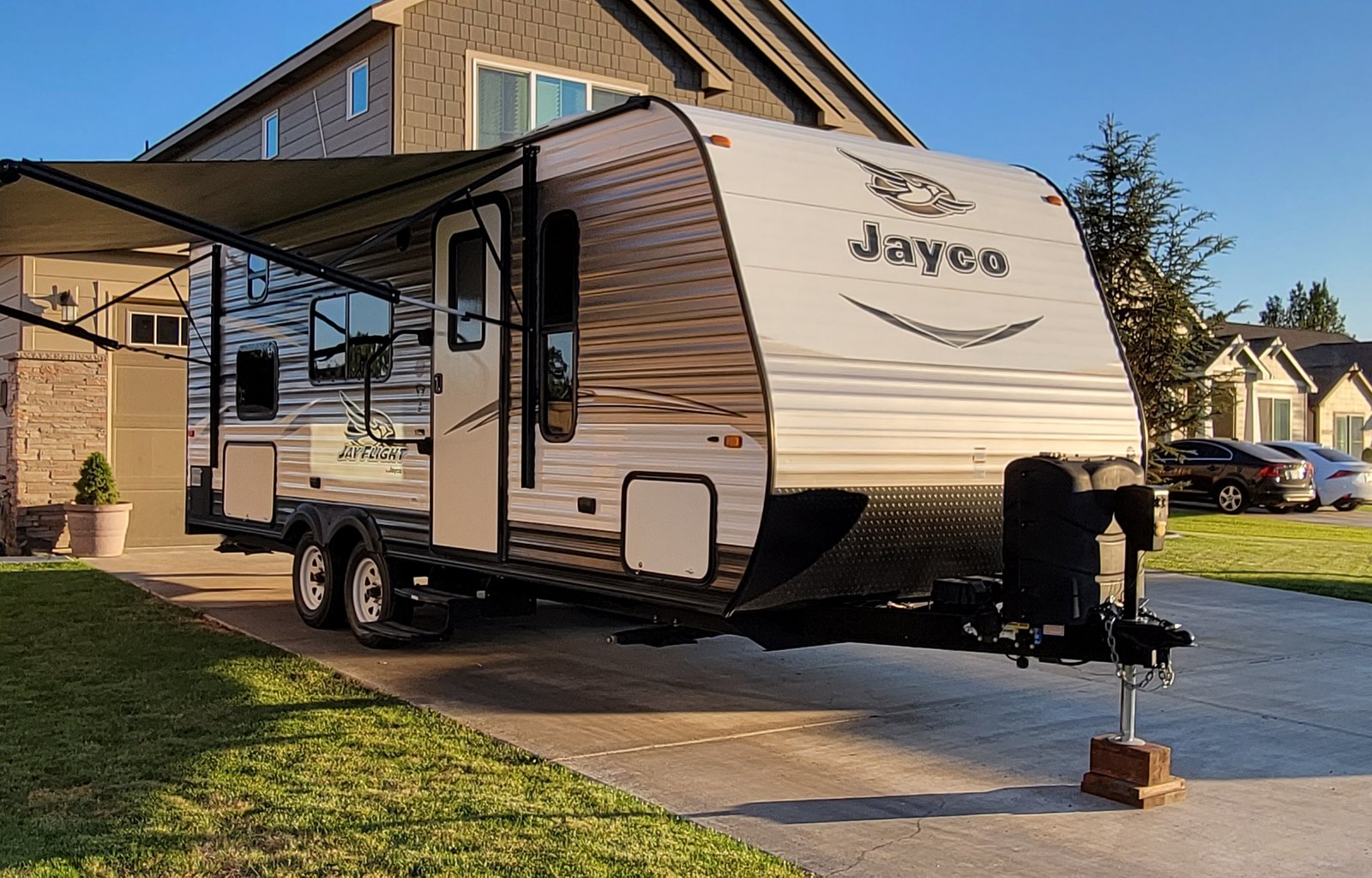Easy Breezy - 2016 Jayco Jay Flight 23MB