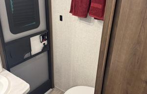 2021 Keystone RV Cougar Half-Ton 32BHS