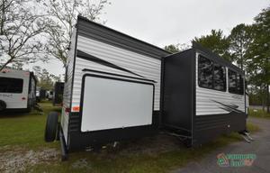 "The Hideout" - 2020 Keyston bunkhouse with 1.5 Bath