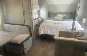 2021 Forest River Vibe M-21BH - Sleeps 6