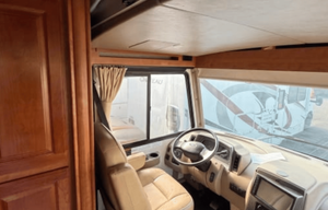 A8 Sunstar comfy/ Sleeps 7- StarLink & King Suite