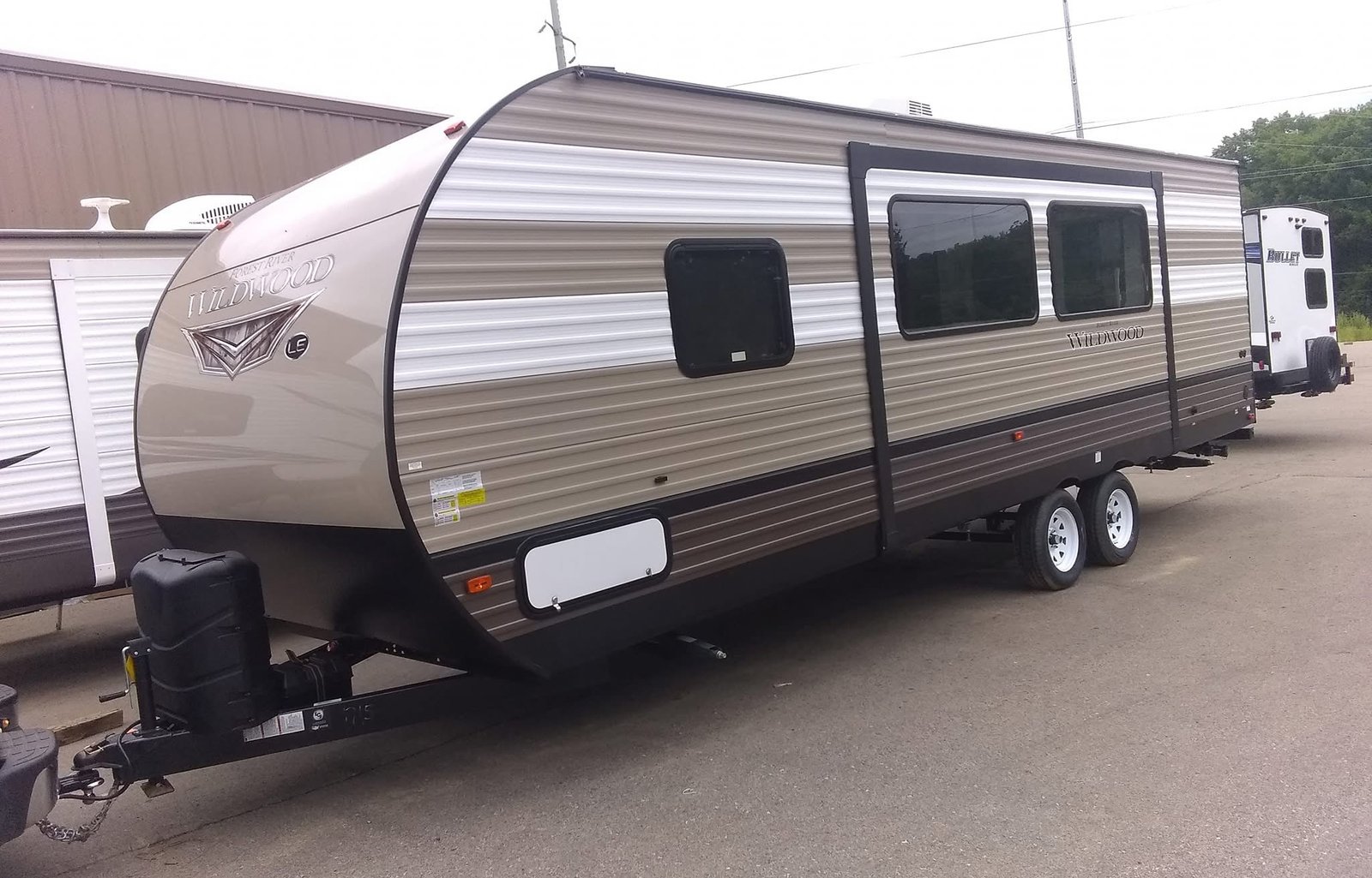 Owens Camper 34