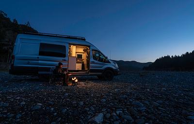 2021 Ford Transit AWD, Hot shower, roof deck