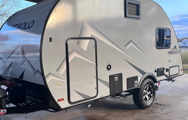 2022 Free Solo OG RV rental photo 1